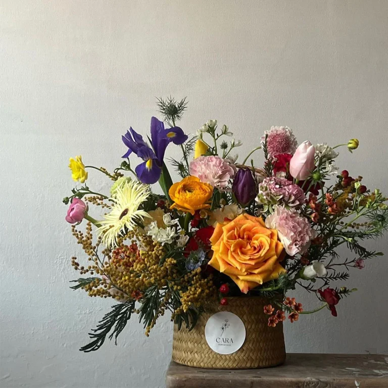 flower-basket-yellow-rose